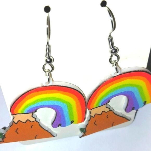 Super cute 5d festive rainbow earrings - Picture 3 of 9